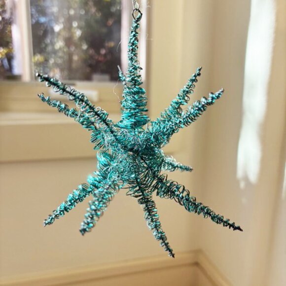 Vintage Coil Tinsel Wire Wrap Star Teal Blue Christmas Ornament Vintage 3D - Picture 1 of 5